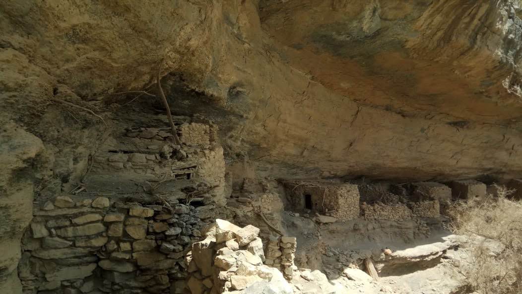 Jebel Shams Balcony Walk – Oman’s Grand Canyon Trail photo 6