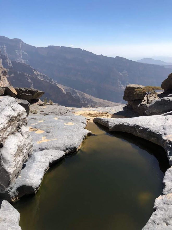 Jebel Shams Balcony Walk – Oman’s Grand Canyon Trail photo 8