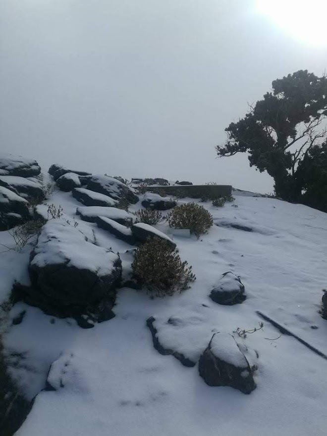 Jebel Shams Balcony Walk – Oman’s Grand Canyon Trail photo 12