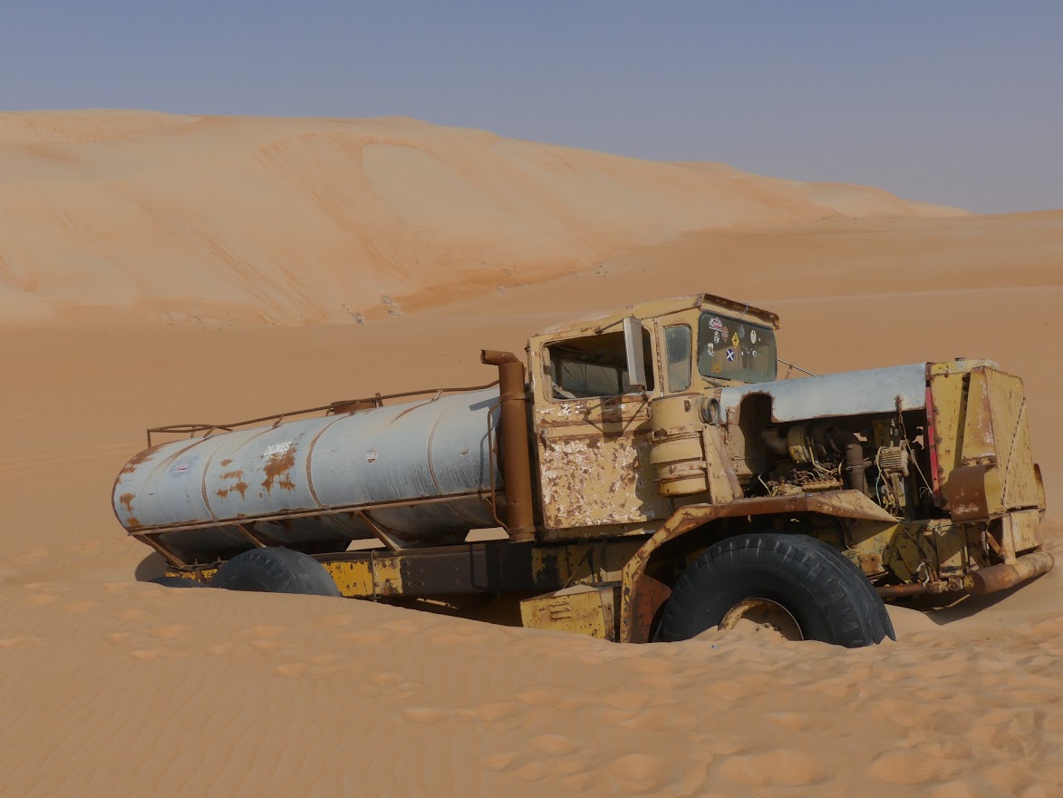 E45 – Liwa Desert Road Trip & Camping Route photo 8