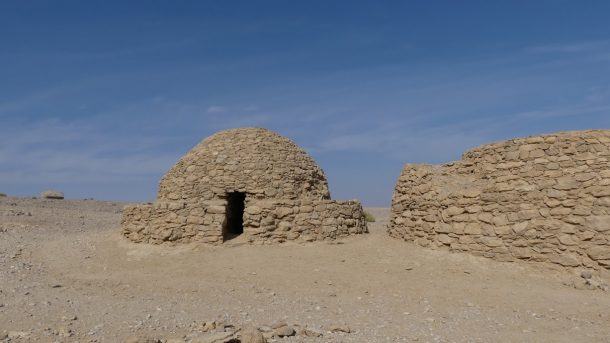 Jebel Hafeet Beehive Tombs | 5,000-Year-Old History photo 1